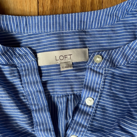 Loft Striped Blouse - Picture 2 of 3